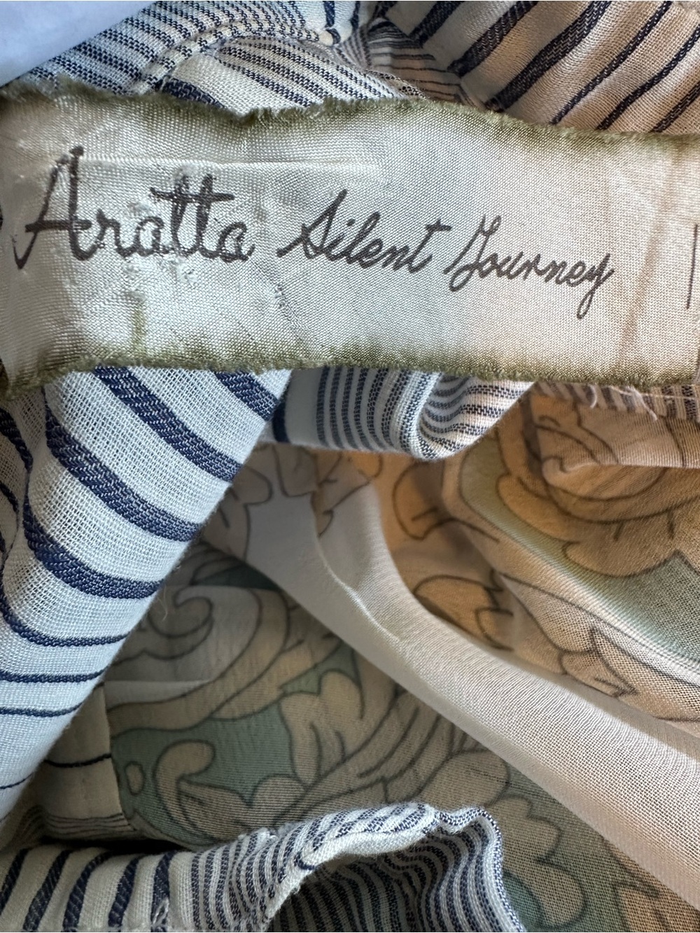 Aratta Silent Journey Embroidered Floral Mixed Print Boho Blouse Size Large - Picture 10 of 13